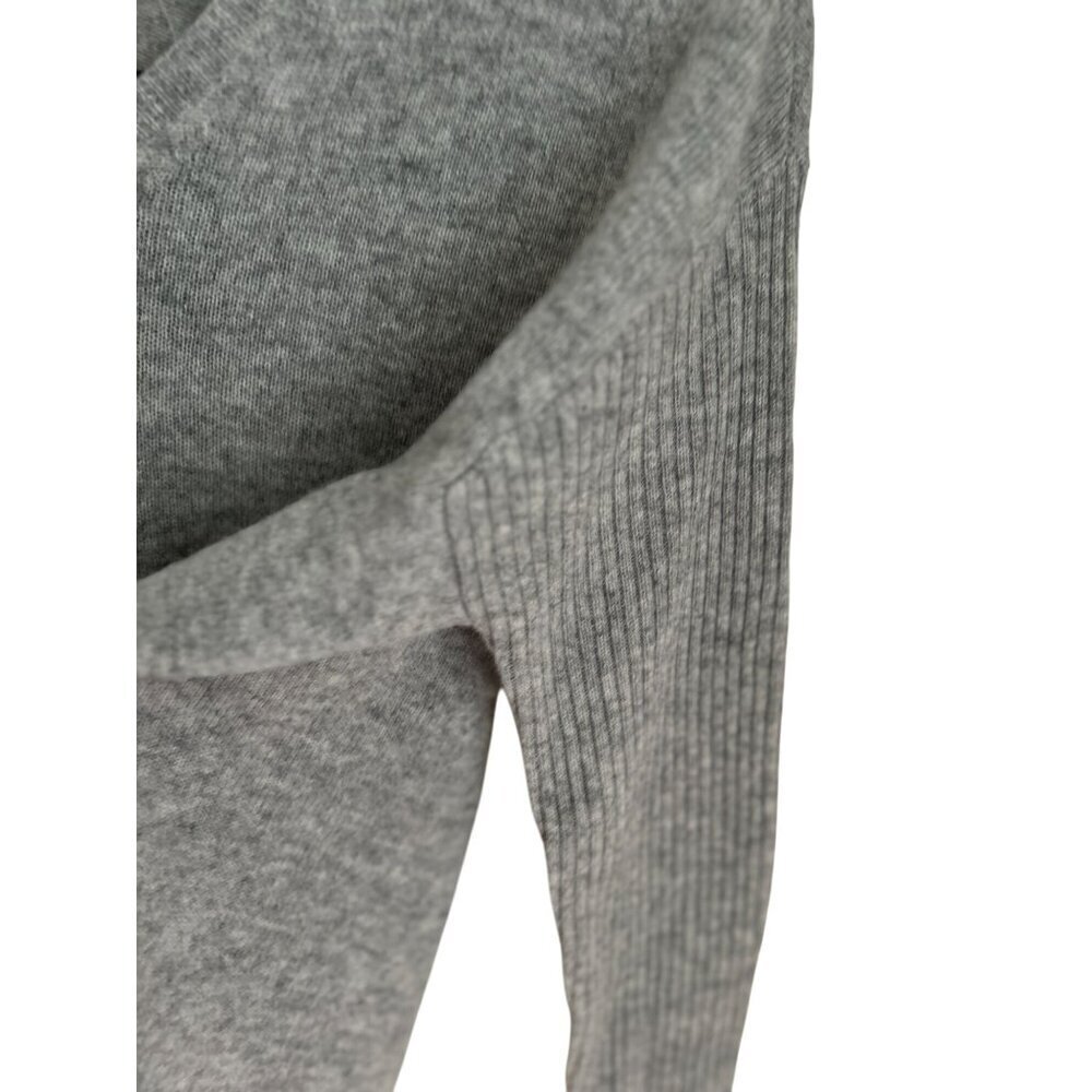 Bloomingdale's 100% Cashmere V-neck Sweater Oversized Relaxed Size XS - Picture 6 of 11